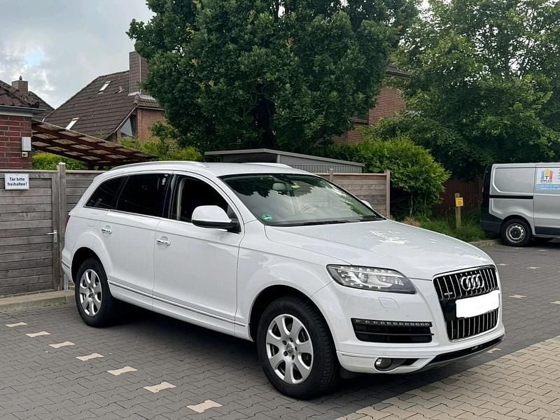 Weiß Gebraucht 2013 Audi Q7 Comfort SUV | 12.000 € (Superpreis) - Bild 1/4