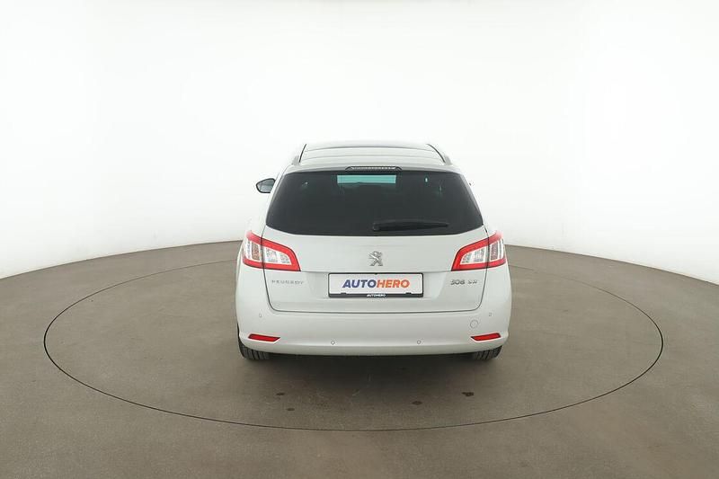 Gebraucht Peugeot 508 Allure 163 PS (119 kW) 2015 Weiß Kombi