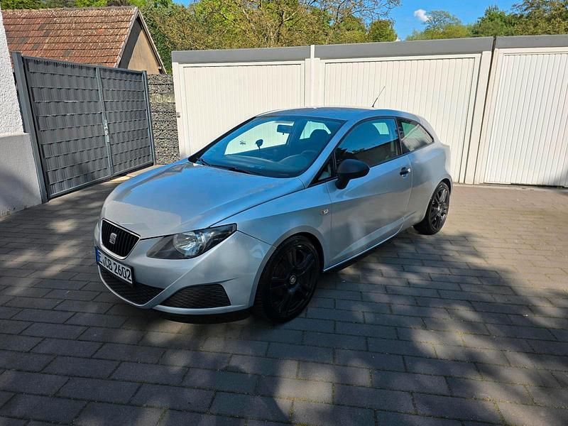 Silber Gebraucht 2010 Seat Ibiza Kleinwagen | 3.000 € (Fairer Preis) - Bild 1/4