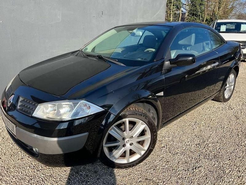Perlmuttschwarz Gebraucht 2005 Renault Mégane II Privilege Cabrio | 4.695 € (Teuer) - Bild 1/4