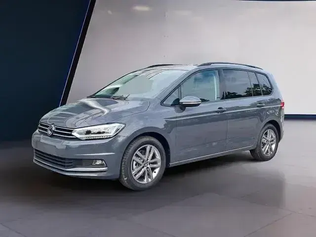 Gebraucht VW Touran Comfortline 150 PS (110 kW) 2025 Van / Kleinbus