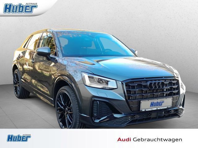 Grau Neu 2025 Audi Q2 S-Line SUV | 41.890 € (Etwas zu teuer) - Bild 1/4
