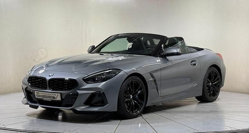 Grau Gebraucht 2024 BMW Z4 M Sport Cabrio | 56.890 € (Teuer) - Bild 1/4