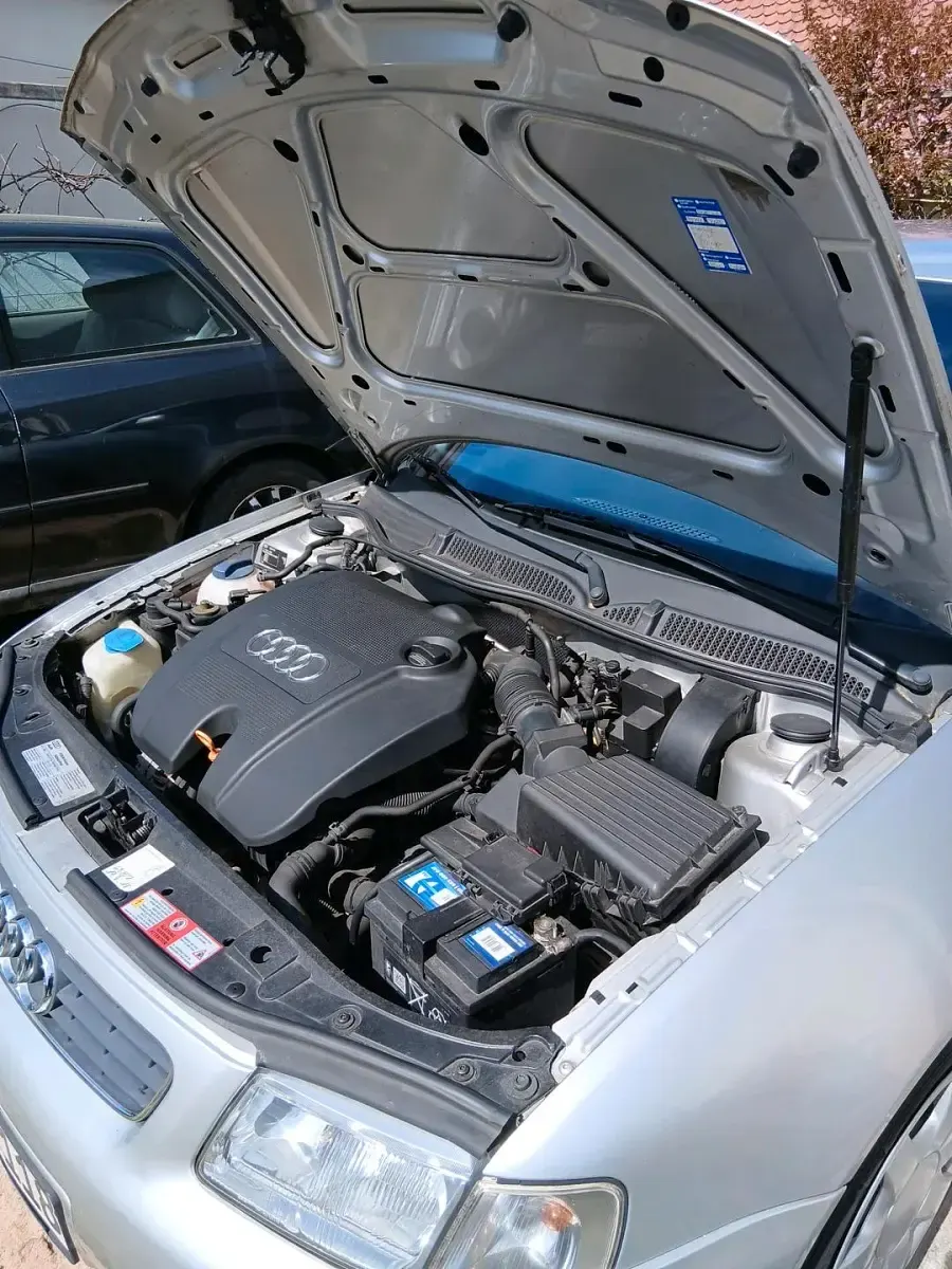 Brugt Audi A3 100 HK (73 kW) 2000 Grå Hatchback