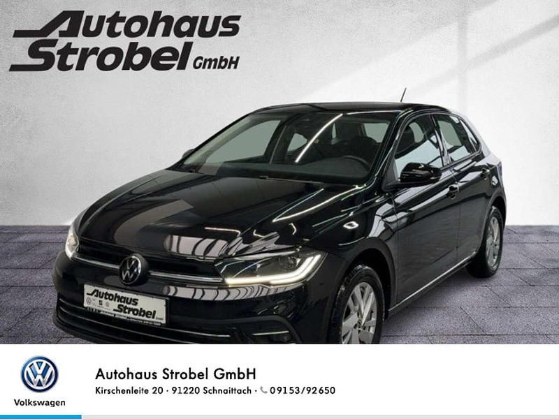 Gebraucht VW Polo Style 95 PS (69 kW) 2022 Deep black perleffekt Limousine