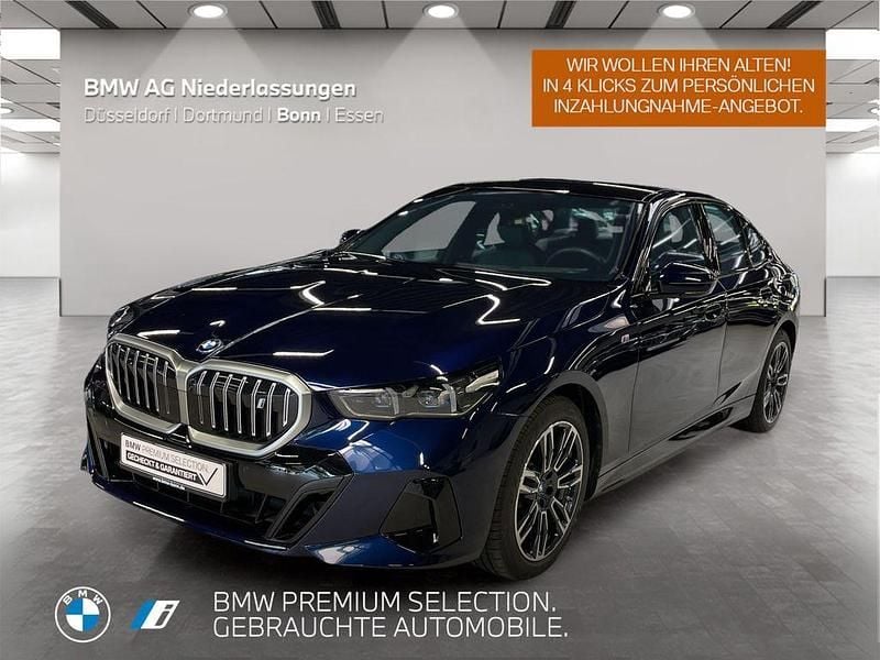 Blau Gebraucht 2023 BMW i5 M Sport Limousine | 58.990 € (Fairer Preis) - Bild 1/4