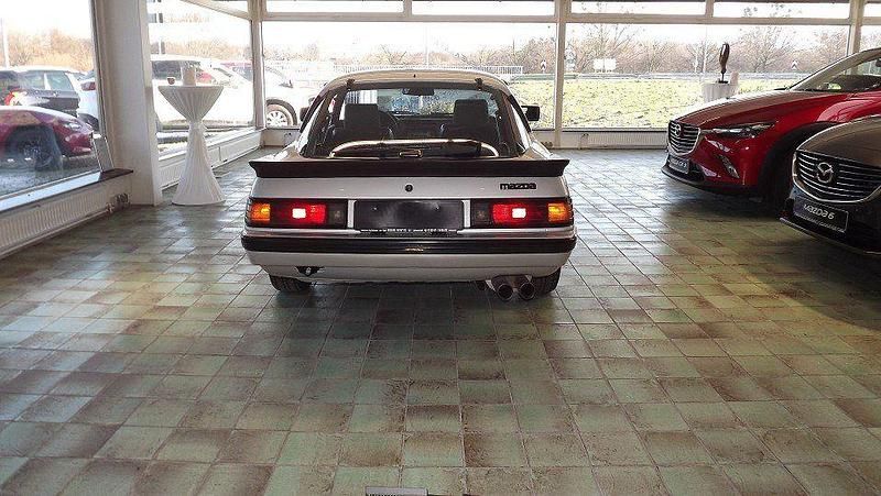 Gebraucht Mazda RX7 116 PS (85 kW) 1982 Silber metallic Coupé