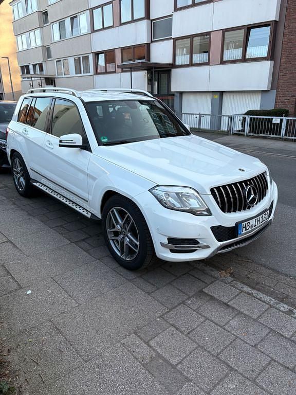Gebraucht Mercedes GLK220 170 PS (125 kW) 2014 Weiß SUV