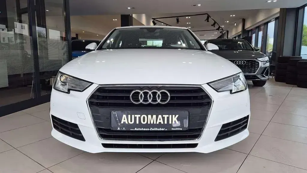 Gebraucht Audi A4 150 PS (110 kW) 2018 Weiß Limousine