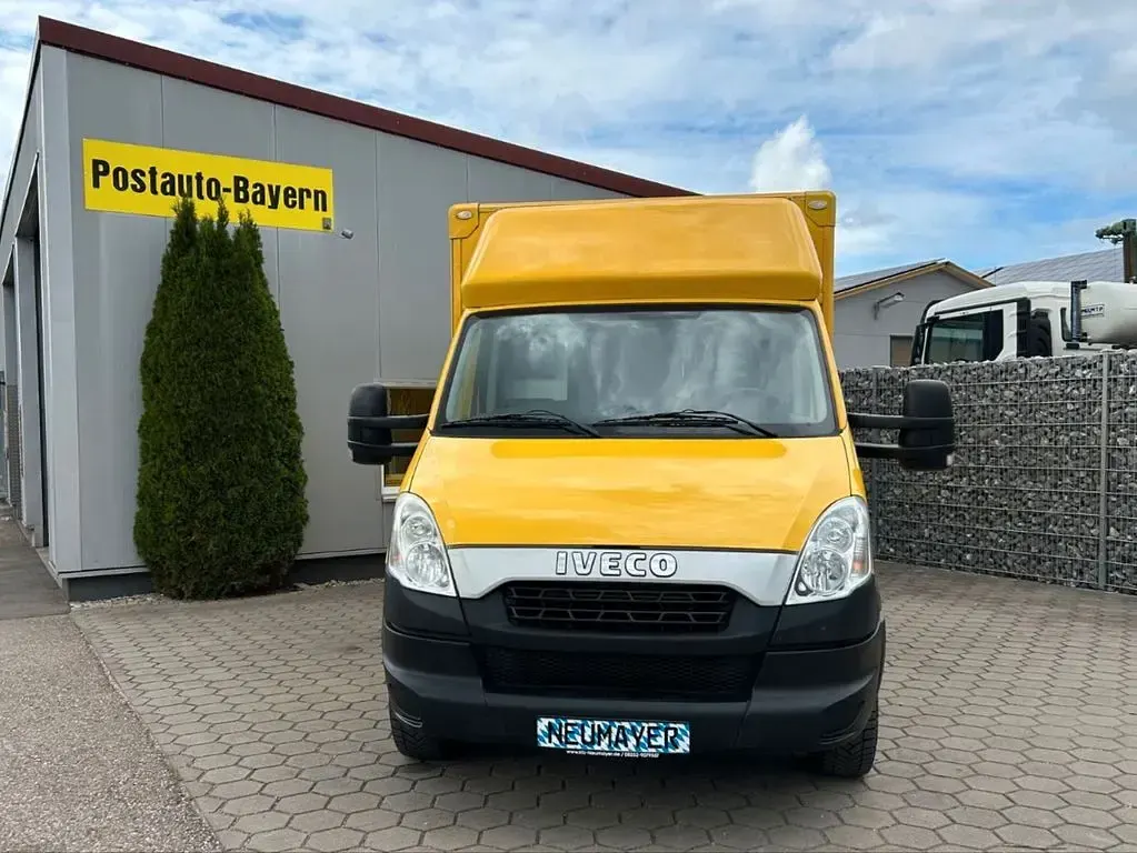 Gebraucht Iveco Daily 106 PS (77 kW) 2012 Gelb Limousine