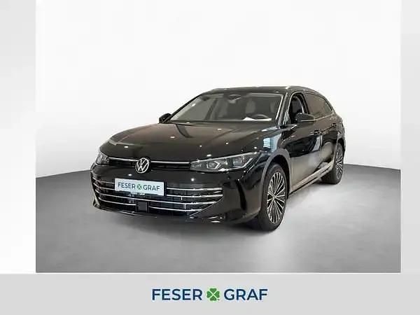 Grenadillschwarz metallic Gebraucht 2026 VW Passat Elegance Kombi | 59.990 € - Bild 1/4