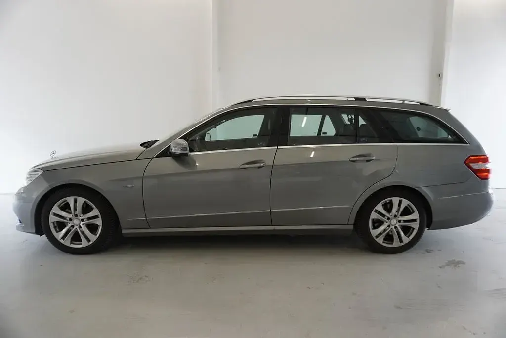 Gebraucht Mercedes E350 231 PS (169 kW) 2009 Silber Limousine