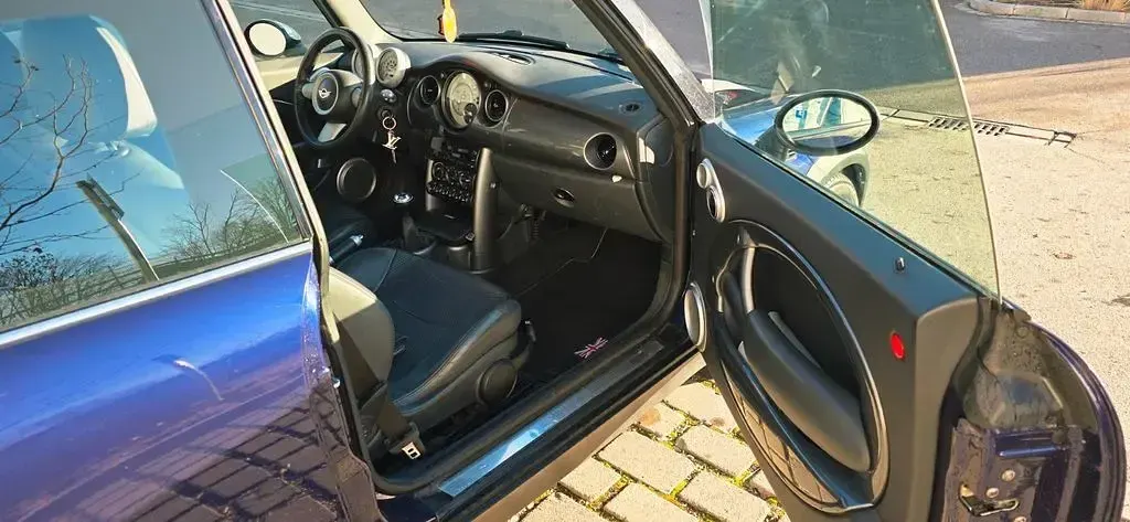 Usado Mini Cooper 116 HP (85 kW) 2004 Azul Citadino