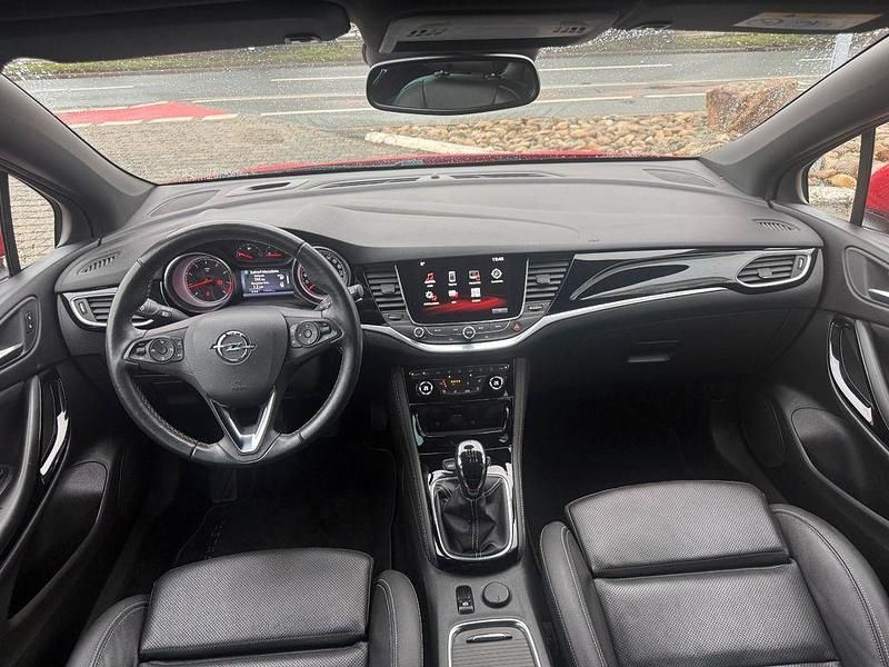 Gebraucht Opel Astra Ultimate 150 PS (110 kW) 2018 Rot Limousine