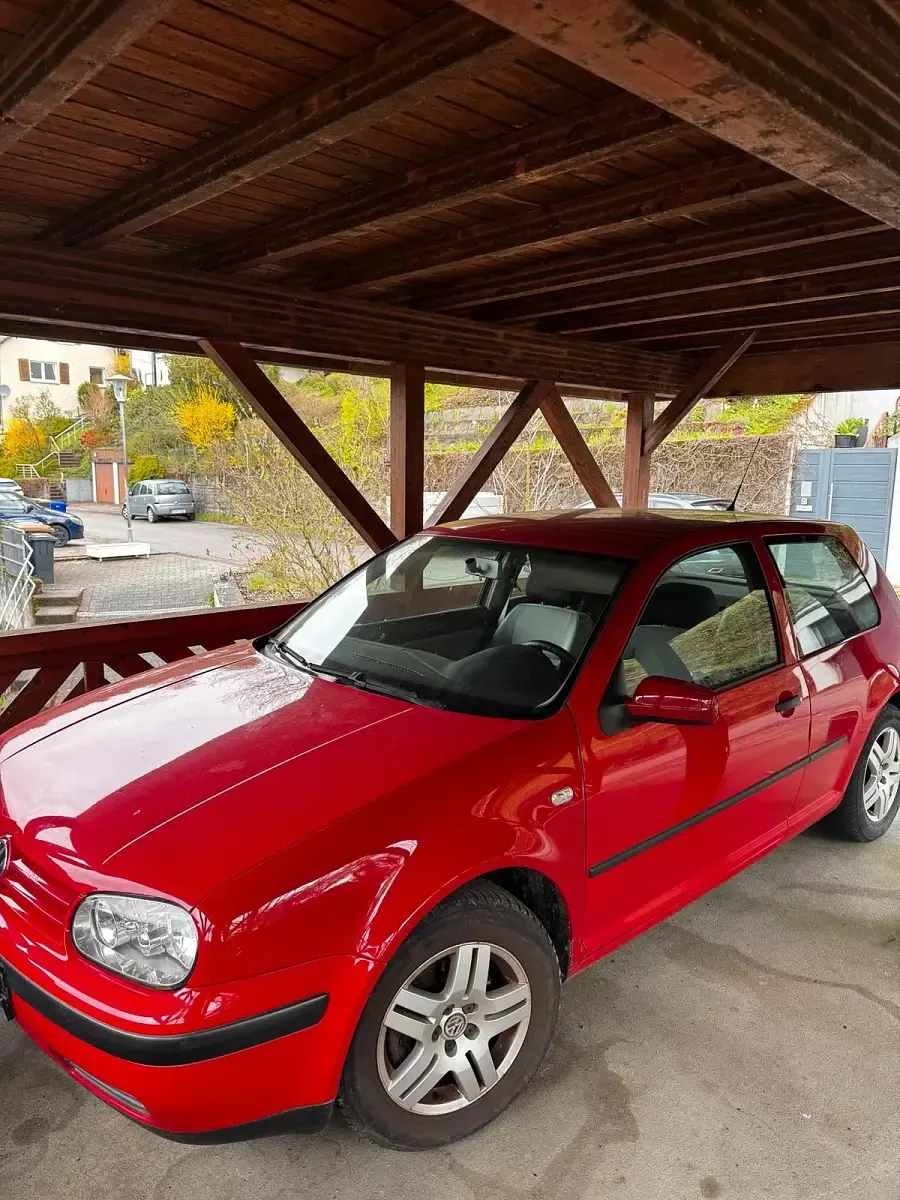 Gebraucht VW Golf IV 110 PS (80 kW) 2002 Rot Kleinwagen