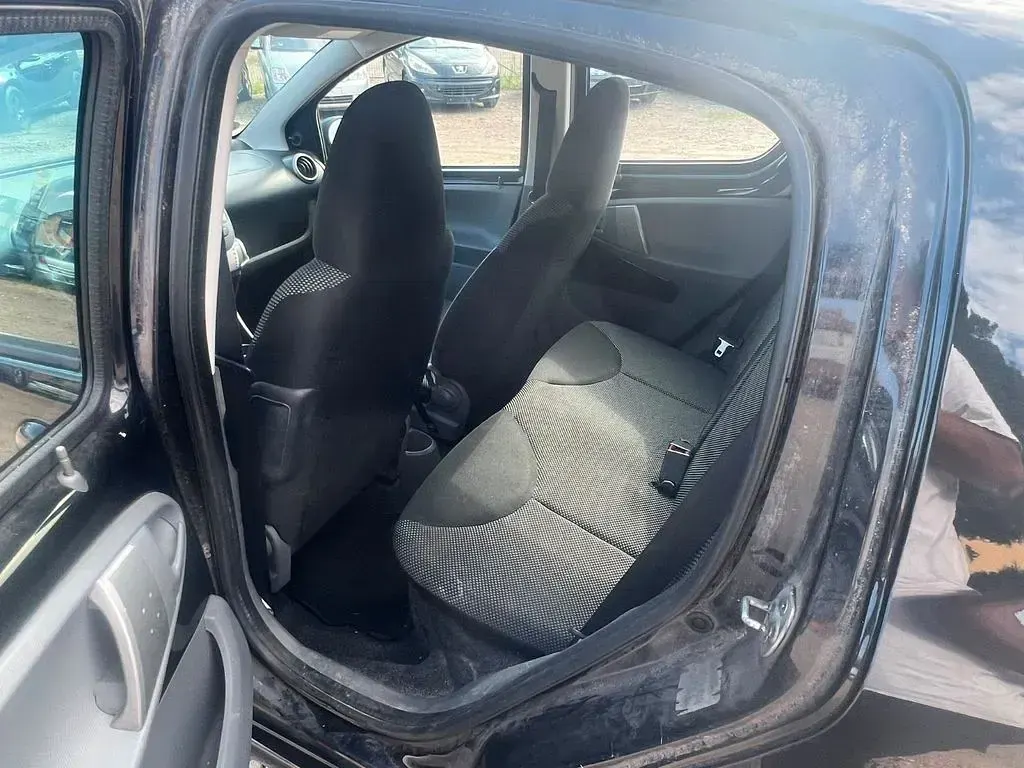 Gebraucht Toyota Aygo Cool 68 PS (50 kW) 2009 Schwarz Kleinwagen