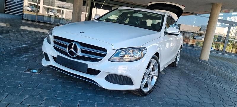 Weiß Gebraucht 2015 Mercedes C200 Kombi | 9.900 € - Bild 1/4