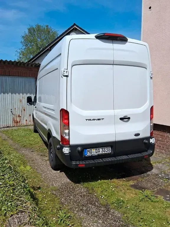 Używany Ford Transit 131 KM (96 kW) 2024 Biały Minivan