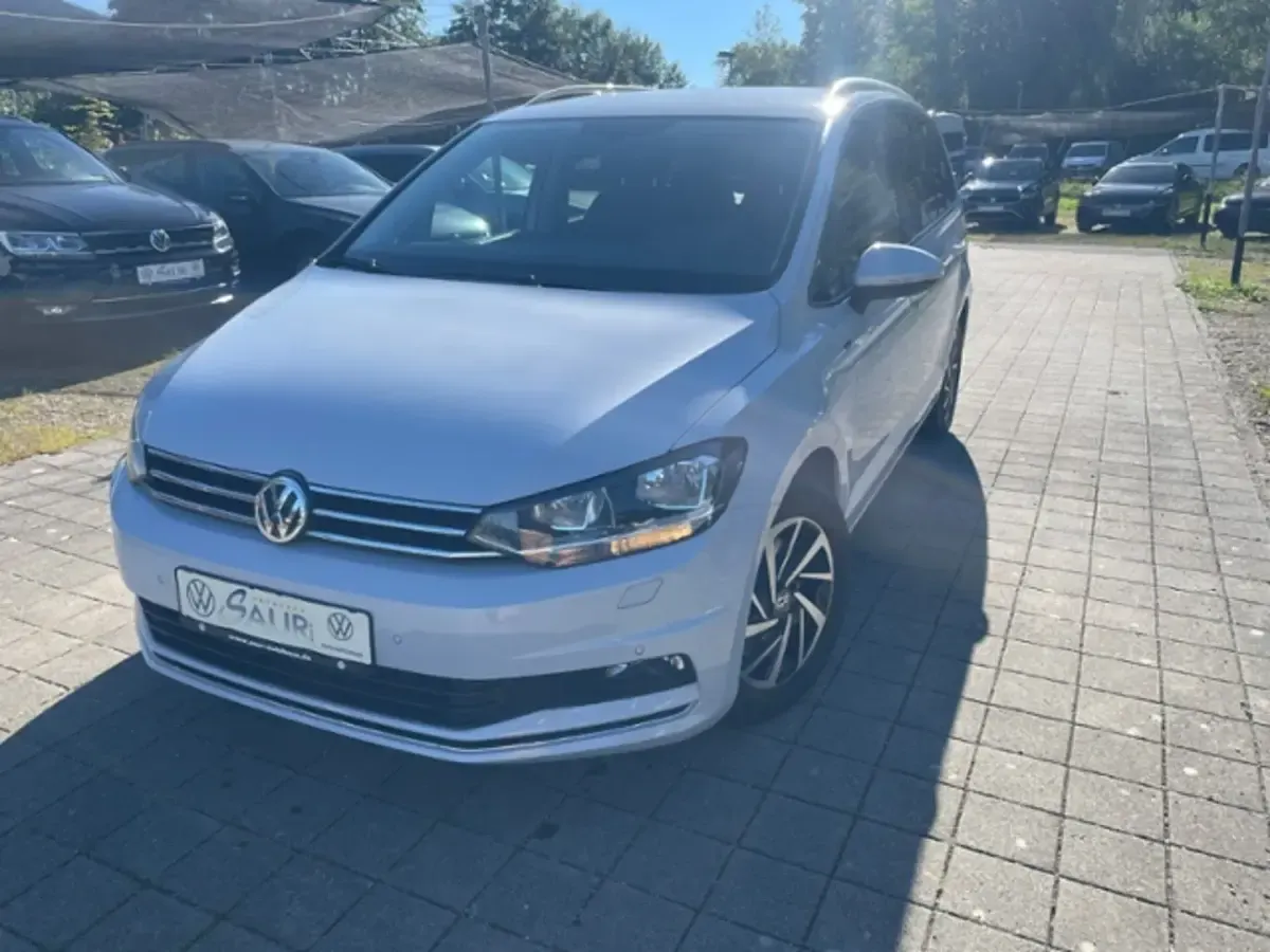 Gebraucht VW Touran Join 150 PS (110 kW) 2018 White silver metallic Van / Kleinbus