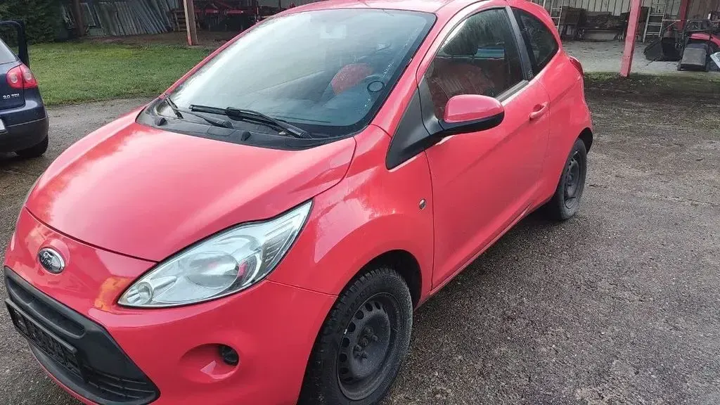Używany Ford Ka Titanium 69 KM (50 kW) 2009 Czerwony Hatchback