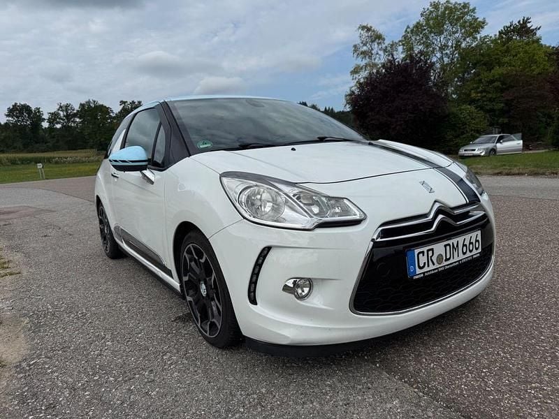 Gebraucht Citroën DS3 Sport Chic 156 PS (114 kW) 2010 Weiß Kleinwagen