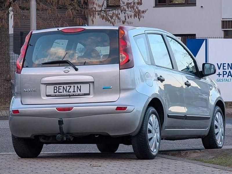 Gebraucht Nissan Note Visia 88 PS (64 kW) 2010 Grau Van / Kleinbus