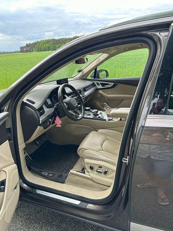 Gebraucht Audi Q7 Ambiente 272 PS (200 kW) 2015 Braun SUV
