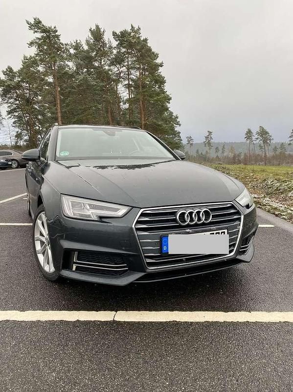 Gebraucht Audi A4 Design 150 PS (110 kW) 2016 Blau Kombi