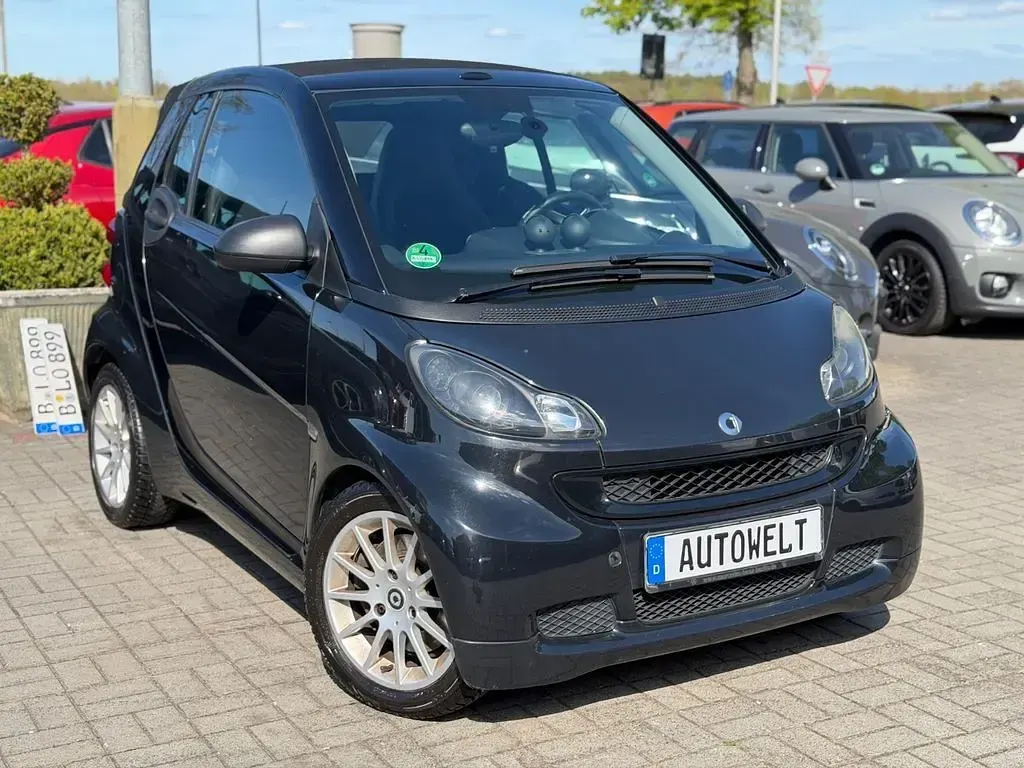 Używany Smart ForTwo Cabrio Brabus 71 KM (52 kW) 2011 Czarny Kabriolet