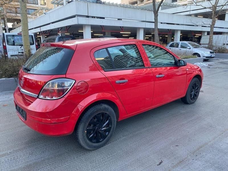 Gebraucht Opel Astra 90 PS (66 kW) 2009 Other Limousine