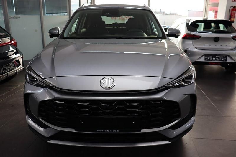 Neu MG ZS Luxury 197 PS (144 kW) 2025 Silber SUV