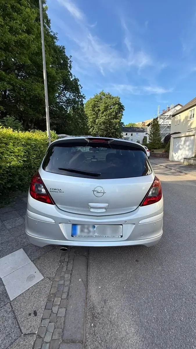 Occasion Opel Corsa OPC 101 ch (74 kW) 2011 Argent Citadine