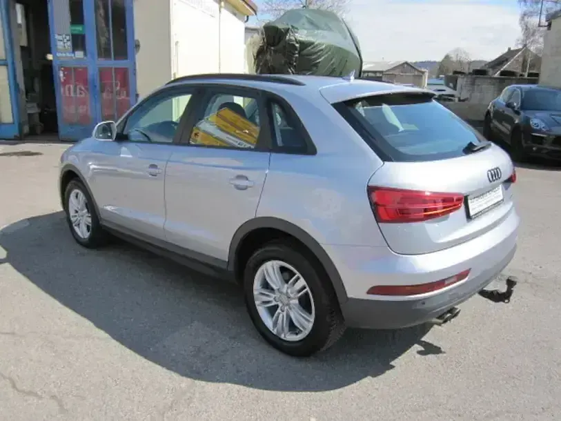 Gebraucht Audi Q3 179 PS (131 kW) 2016 Florettsilber (metallic) SUV