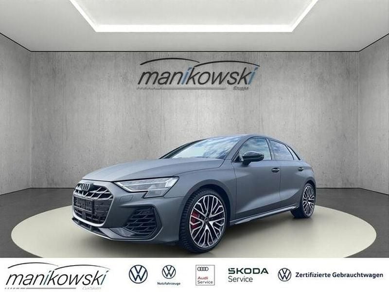 Grau Gebraucht 2024 Audi S3 Comfort Kombi | 53.707 € (Guter Preis) - Bild 1/4