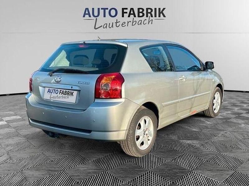 Gebraucht Toyota Corolla Edition 110 PS (80 kW) 2006 Silber Kleinwagen