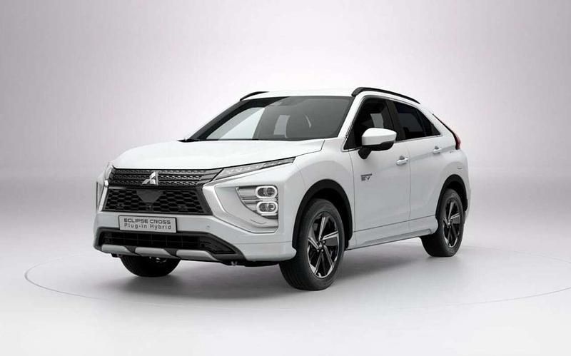 Pantherschwarz Gebraucht 2025 Mitsubishi Eclipse Cross Select SUV | 35.844 € - Bild 1/4