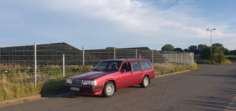 Rot Gebraucht 1998 Volvo 940 Standard Kombi | 3.000 € (Fairer Preis) - Bild 1/4