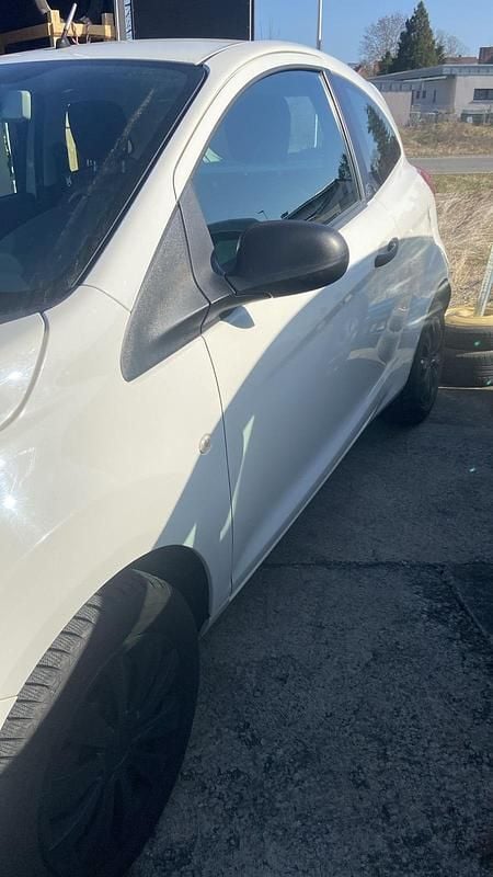 Usata Ford Ka 69 CV (50 kW) 2012 Bianco Utilitaria