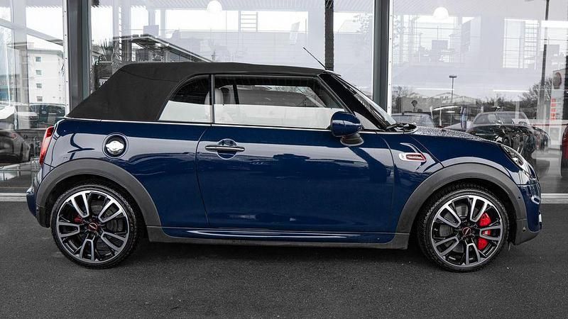 Gebraucht Mini John Cooper Works Cabriolet 231 PS (169 kW) 2019 Blau Cabrio