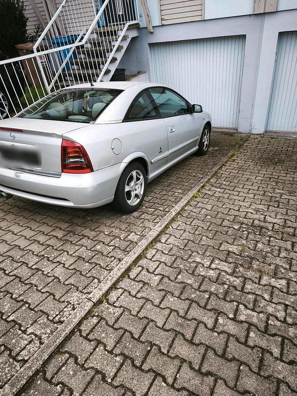 Gebraucht Opel Astra 125 PS (91 kW) 2005 Silber Coupé