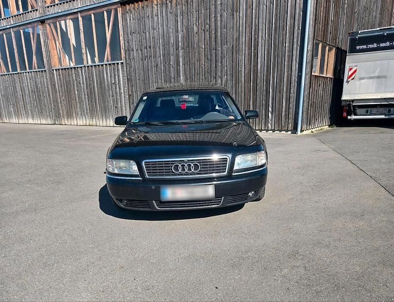 Second-hand Audi A8 310 CP (228 kW) 2000 Negru Berlinǎ