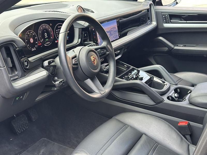 Gebraucht Porsche Cayenne E-Hybrid Coupe Sport 470 PS (345 kW) 2023 Schwarz Coupé