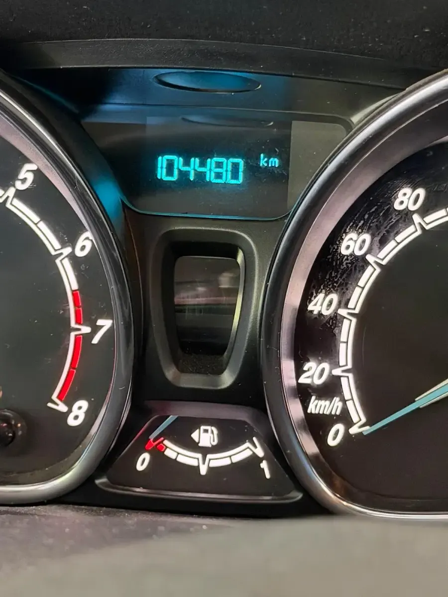 Gebraucht Ford Fiesta 2016 Grau Kleinwagen