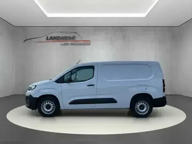 Gebraucht Citroën e-Berlingo 131 PS (96 kW) 2025 Eis weiss Limousine