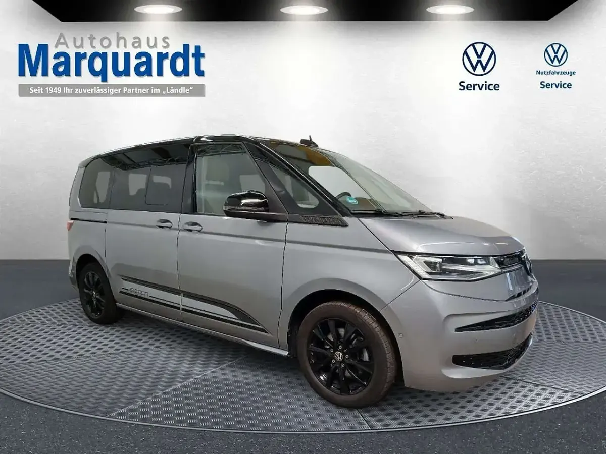 Gebraucht VW T7 Edition 150 PS (110 kW) 2025 Monosilber/schwarz Van