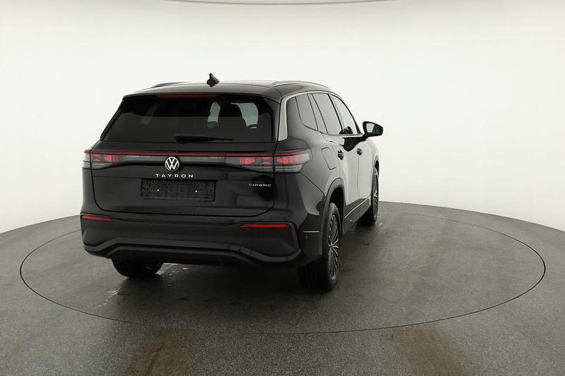 Gebraucht VW Tayron Life 2025 Grenadill schwarz metallic SUV