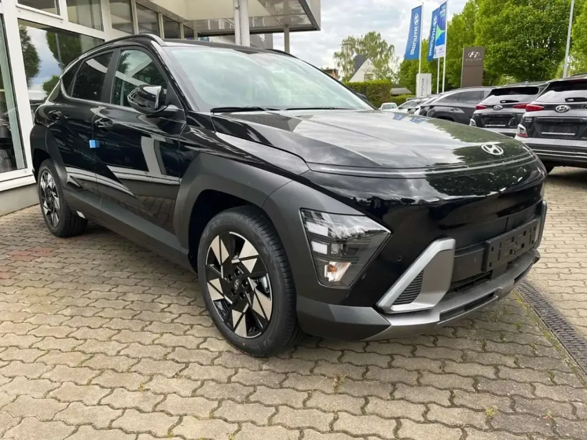 Neu Hyundai Kona Trend 139 PS (102 kW) 2026 Schwarz SUV