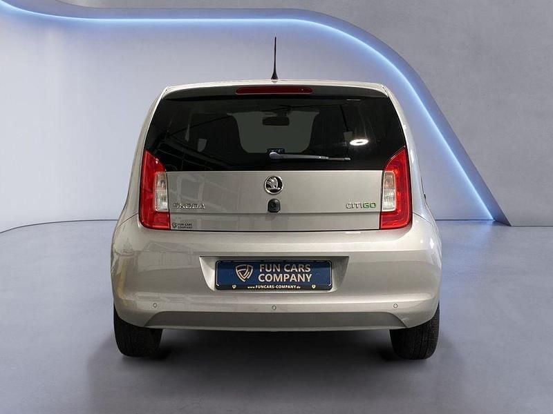 Gebraucht Skoda Citigo Style 75 PS (55 kW) 2016 Silber Kleinwagen