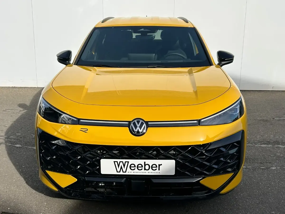 Second-hand VW T-Roc R-line 150 CP (110 kW) 2026 SUV