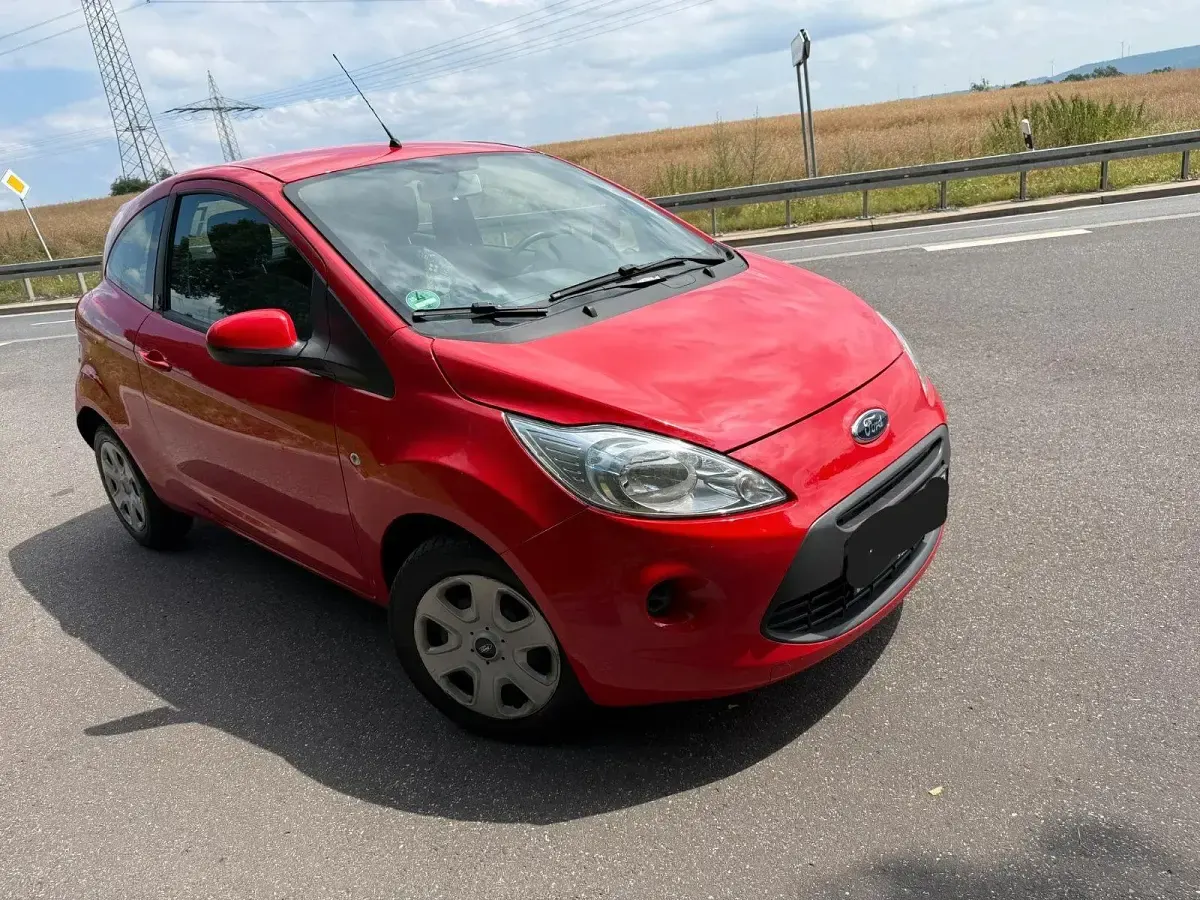 Gebraucht Ford Ka 69 PS (50 kW) 2013 Rot Kleinwagen